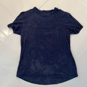 Lululemon mens XL t shirt